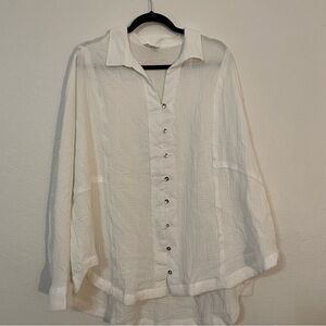 Cato woman’s lagenlook White Button-Up top size 18/20 plus relaxed fit gauze